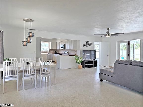 4th image of 5201 Pocatella Ct