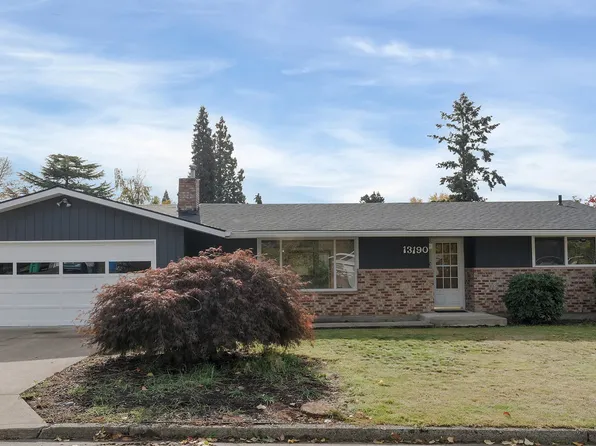 13190 SW Evergreen St, Beaverton, OR 97005