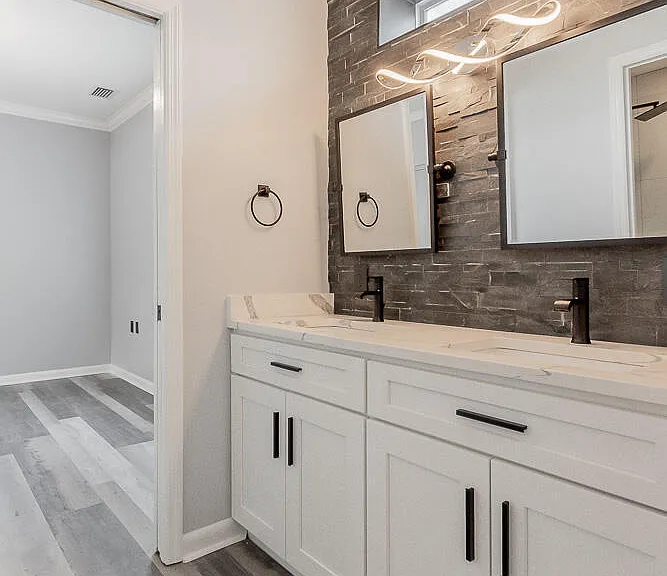1770 Victoria Chase Ct — Photo 10