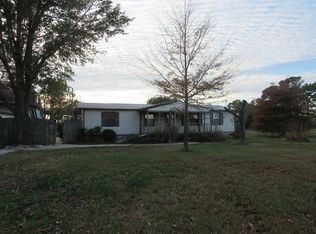 38 Old Barn Ln, Lottsburg, VA 22511