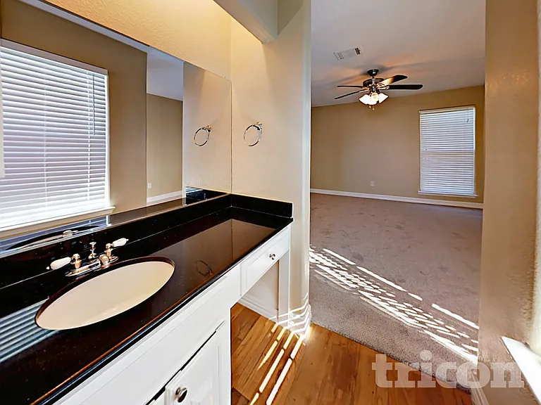 1715 Evesham Dr — Photo 18