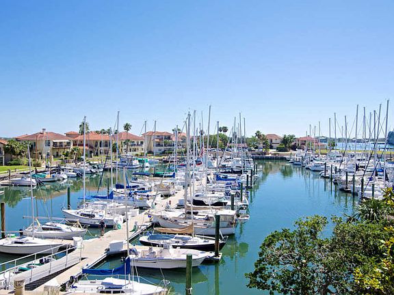 3rd image of 3110 Harbor Dr