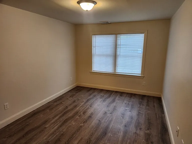 55 Everit Ave #A — Photo 9