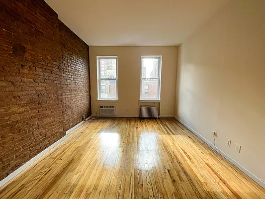 Rented by Corcoran | media 4