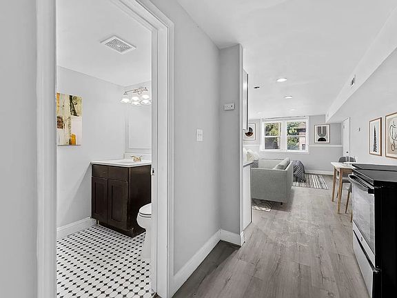 4th image of 2622-26 S Kingshighway Blvd #2622