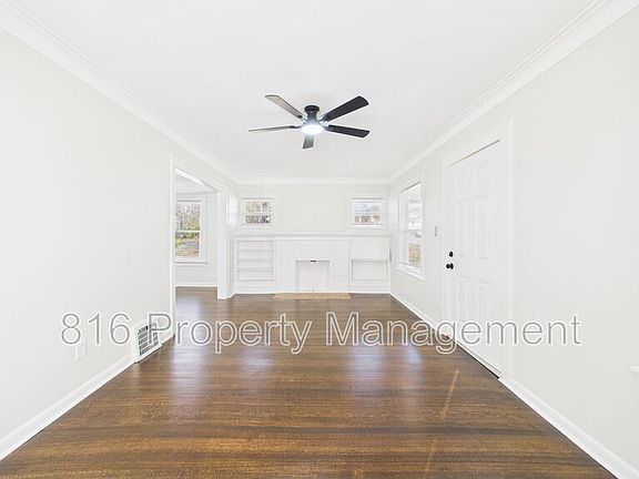 3rd image of 4542 Chestnut Ave