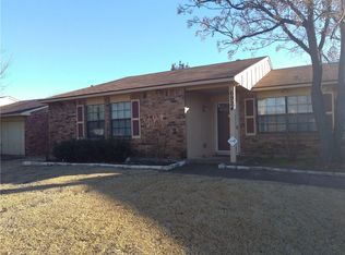 6924 Fallbrook Ct, Fort Worth, TX 76120