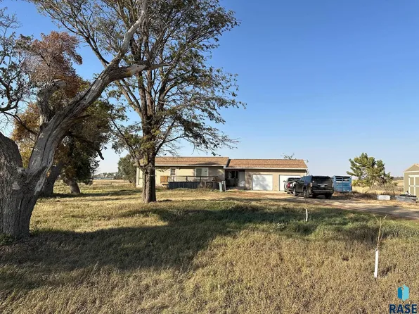 44276 234th St, Winfred, SD 57076