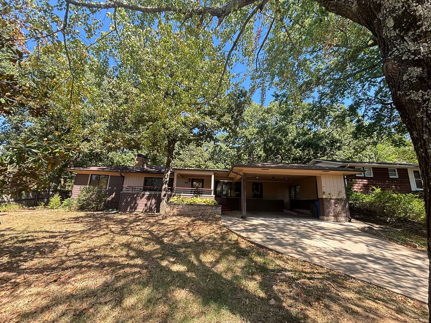 Charming Mid-Century Modern Home Just Minutes from the U of A! — Photo 2