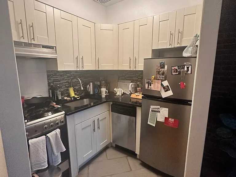 110 W 87th St #3B — Photo 4