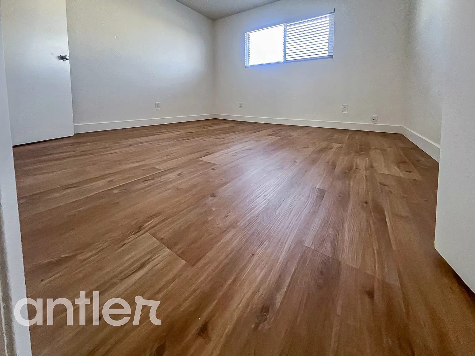 2 bed, 800 sqft, $2,075 — Photo 4