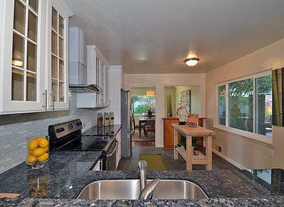3rd image of 181 Piedmont Ave