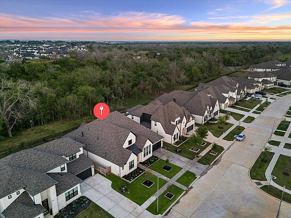 2nd image of 4634 Sycamore Way Rd