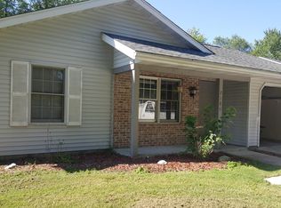 2185 E Clayton Dr, Terre Haute, IN 47802