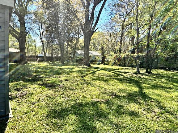 3rd image of 3631 Eaton St