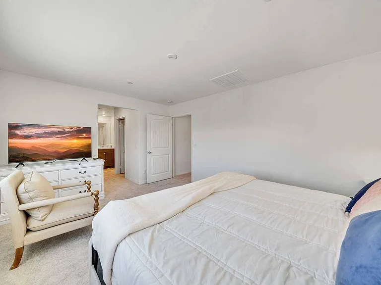 6599 Bryce Canyon Ct — Photo 17