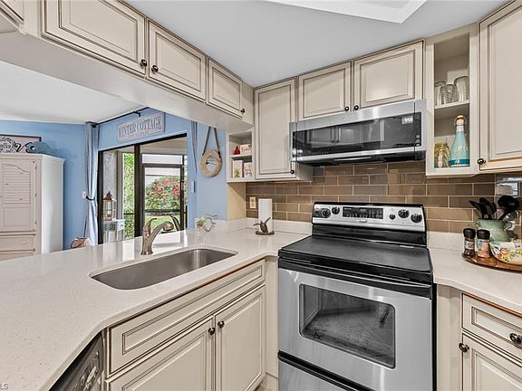 5th image of 9623 Eaton Gardens LN #105