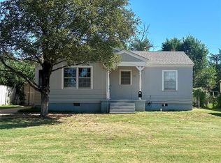 132 Blackburn Blvd, Elk City, OK 73644