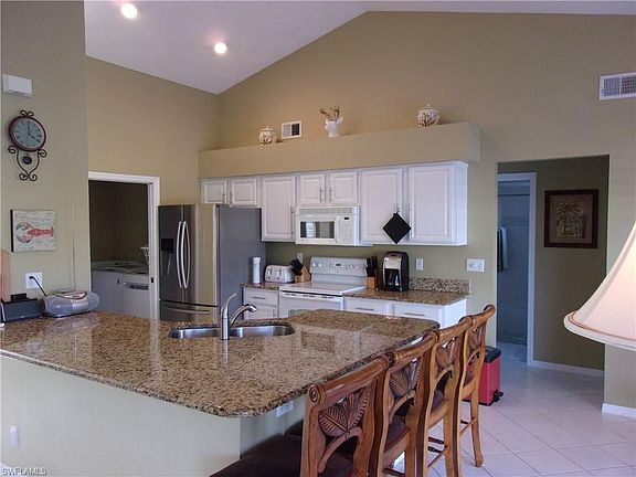 3rd image of 510 Briarwood Blvd