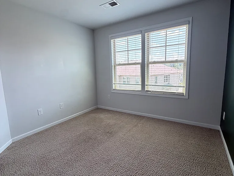 1112 Latitude Dr #1112 — Photo 10