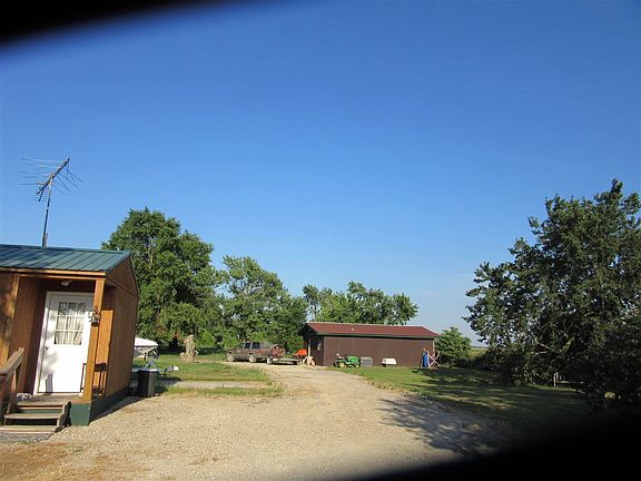 3rd image of 516 County Road 241