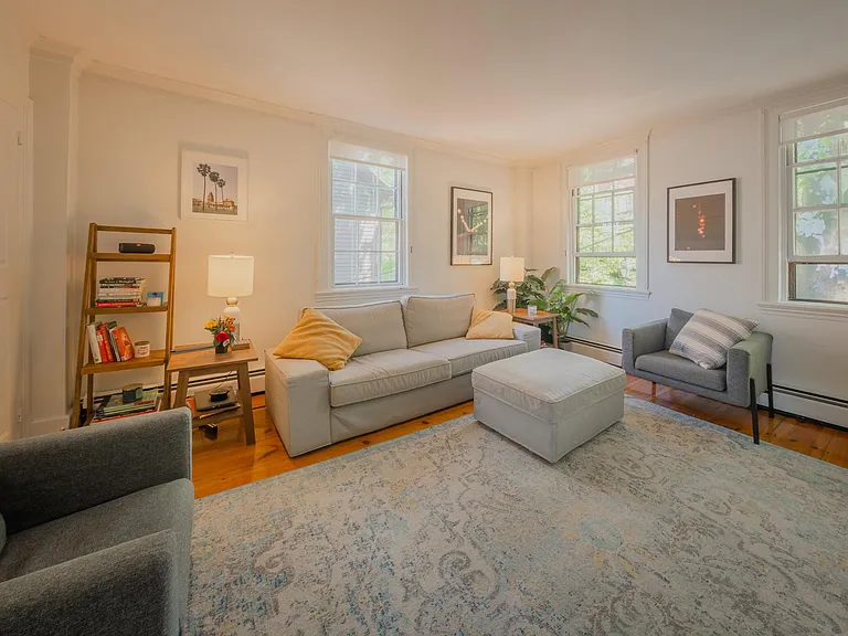 106 Benefit St — Photo 8