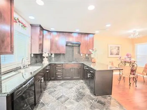 23732 Hillhurst Dr APT 23, Laguna Niguel, CA 92677