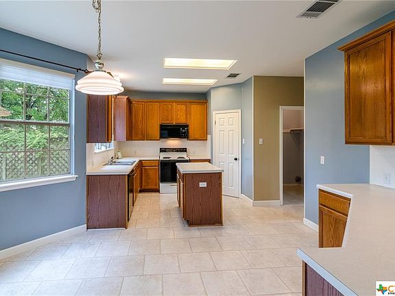 3rd image of 3947 Grayling Ln