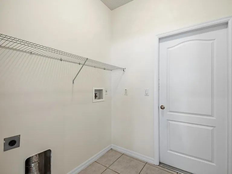 29 E Diamond Dr — Photo 18