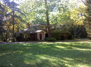 1 Thomas Ln, Ho Ho Kus, NJ 07423