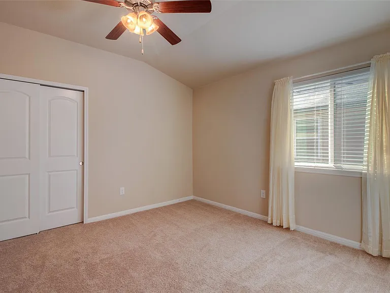 209 Moulins Ln — Photo 22