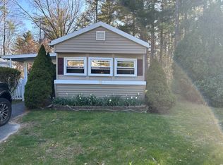70 Redwood Dr, Halifax, MA 02338