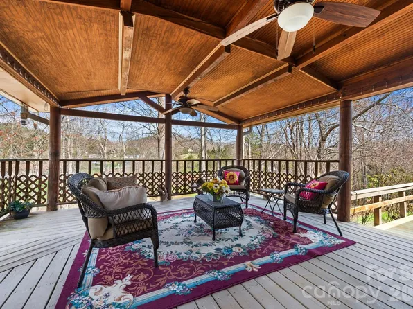 18 Henry White Ln #5, Leicester, NC 28748