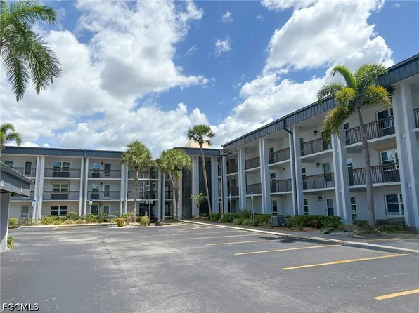 1740 Pine Valley Dr APT 115, Fort Myers, FL 33907