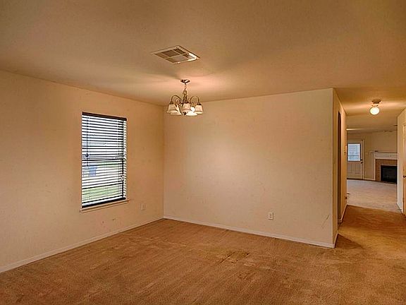 5th image of 7907 Yaupon View Dr