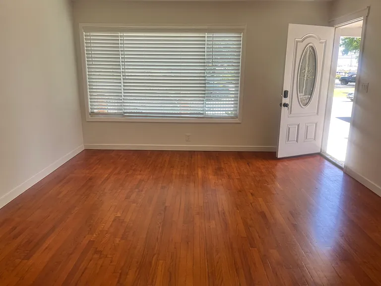16154 Calle De Paseo — Photo 11
