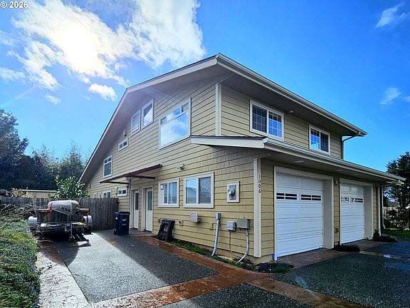 3rd image of 1006 Ruth Ln