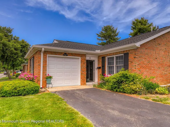 28 Dogwood Drive, Spring Lake Heights, NJ 07762