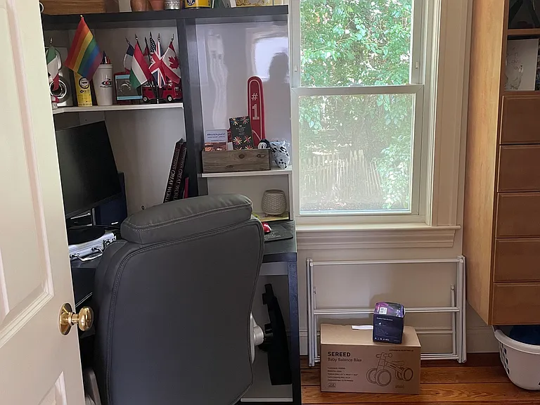 Walk-in closet