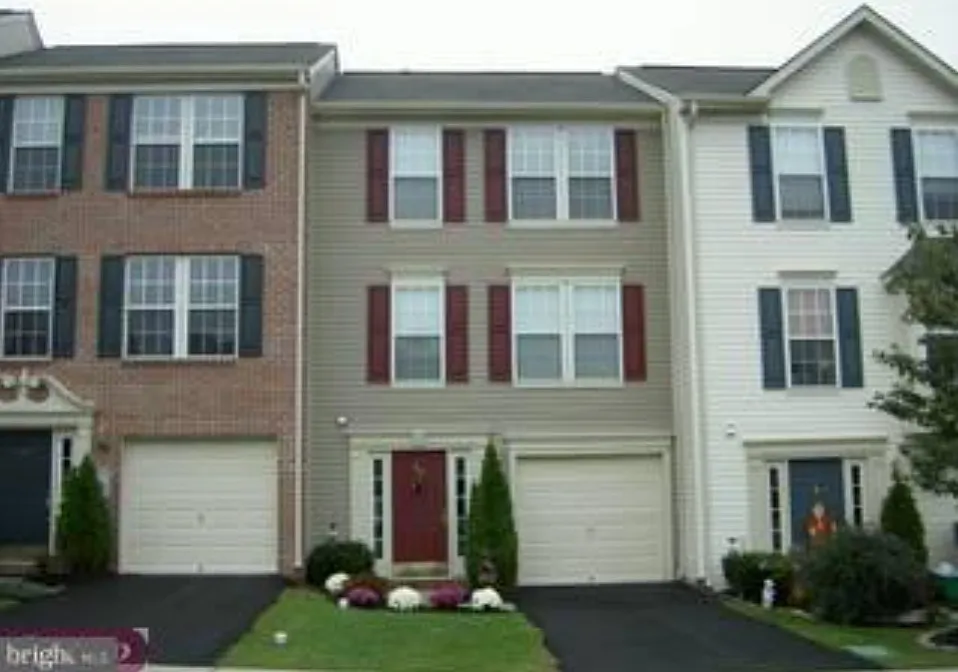 Building Photo - 302 Joshua Ct
