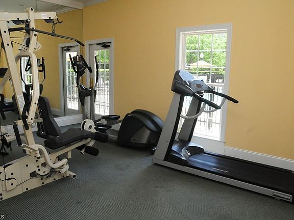 2nd image of 4752 Tatton Park Cir Unit 1A