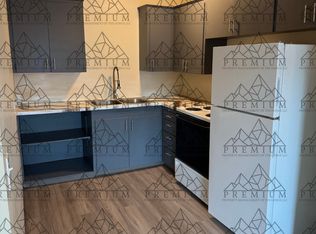 1700 E 9th St #7, The Dalles, OR 97058