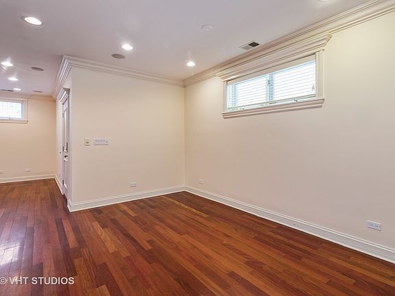 5th image of 2709 W Bryn Mawr Ave APT 1
