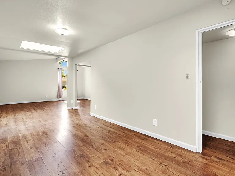 709 Arnold St — Photo 20