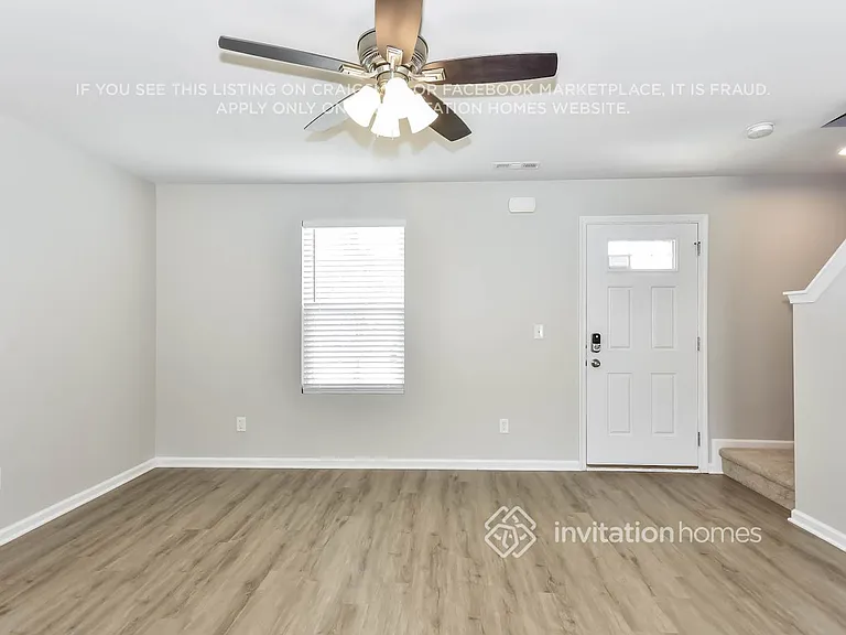 1136 Concord Springs Dr — Photo 3