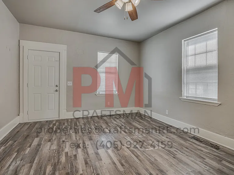 1226 NW 8th St — Photo 14