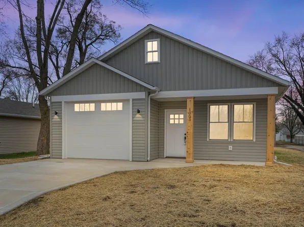 1003 Schirmeyer St, Decatur, IN 46733