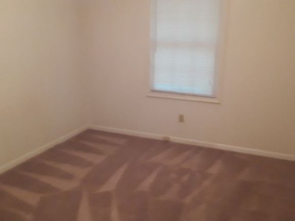 4th image of 440 Loray Ml
