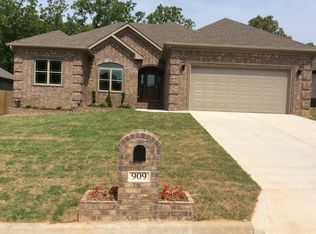 909 Millers Glen Dr, Sherwood, AR 72120