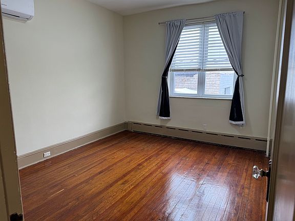 4th image of 598 67th St Unit 1